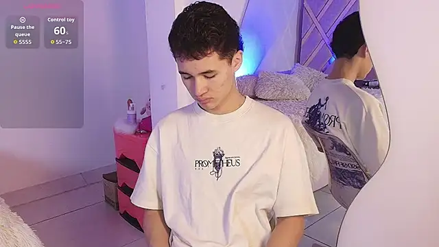 Eiden Blake online show from April 15, 2026, 2:07 am