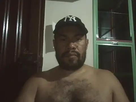 Snapshot of Ramses_36 chatting on November 3, 2025, 12:13 am Ramses 36 online show from November 3, 2025, 12:13 am