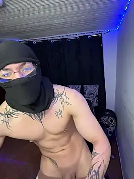 Snapshot of kenshintr chatting on November 18, 2025, 3:12 am kenshintr online show from November 18, 2025, 3:12 am