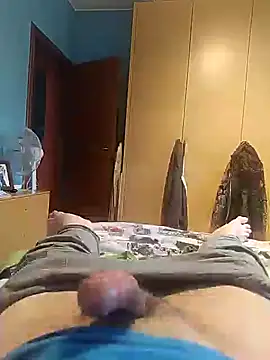 Snapshot of Cini75 chatting on February 10, 2026, 9:13 am Cini75 online show from February 10, 2026, 9:13 am