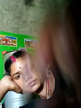 Jooli cuty online show from April 2, 2026, 4:43 am