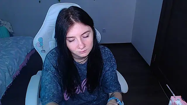 Snapshot of _Daniella_True_ chatting on November 6, 2025, 2:07 pm Daniella True online show from November 6, 2025, 2:07 pm