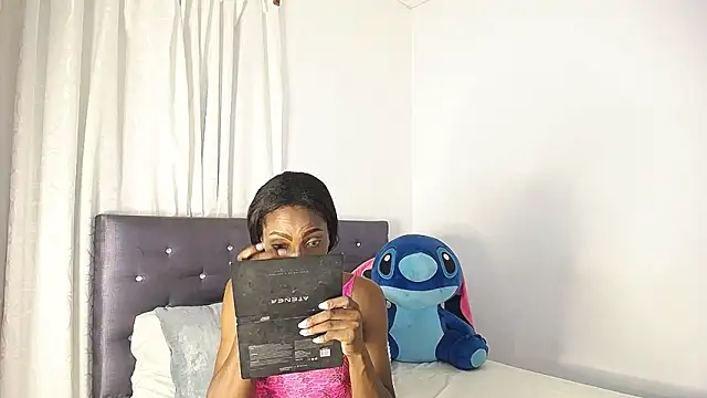 Snapshot of BryanaSmiths chatting on November 4, 2025, 9:58 pm BryanaSmiths online show from November 4, 2025, 9:58 pm