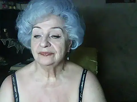 Snapshot of ValeriaKroww chatting on July 4, 2026, 5:41 pm ValeriaKroww online show from July 4, 2026, 5:41 pm