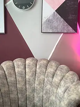 Snapshot of KaritoSweet chatting on November 4, 2025, 3:33 pm KaritoSweet online show from November 4, 2025, 3:33 pm