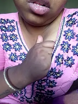 Snapshot of Mathi_cam chatting on April 2, 2026, 10:35 am Mathi cam online show from April 2, 2026, 10:35 am