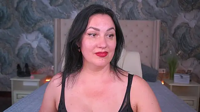 Snapshot of VelvetLuck chatting on June 19, 2026, 1:10 am VelvetLuck online show from June 19, 2026, 1:10 am