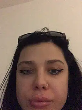 parysmaya5 online show from April 15, 2026, 9:37 pm