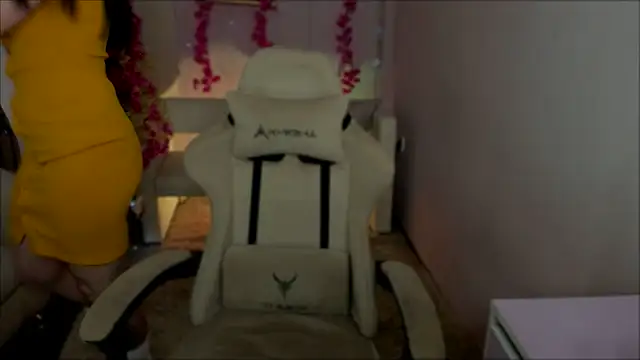 Snapshot of Hanako_Rey chatting on November 26, 2025, 1:45 pm Hanako Rey online show from November 26, 2025, 1:45 pm