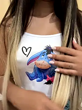 Rebeka9 online show from November 5, 2025, 8:20 pm