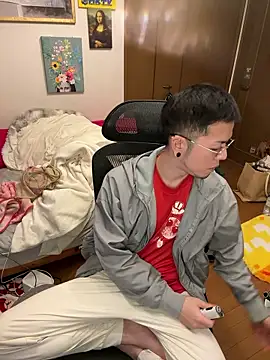 ippei0001 online show from December 17, 2025, 2:45 pm