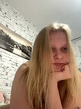 Snapshot of hotgoodgirll chatting on December 21, 2025, 4:14 pm hotgoodgirll online show from December 21, 2025, 4:14 pm