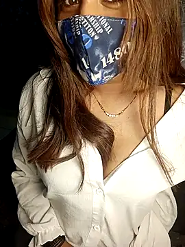 raanixsharma online show from December 2, 2025, 7:03 am