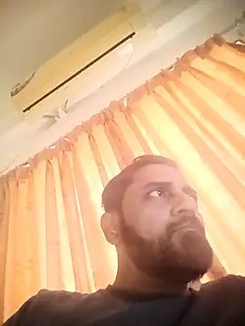 RubyEntity online show from December 14, 2025, 2:17 am