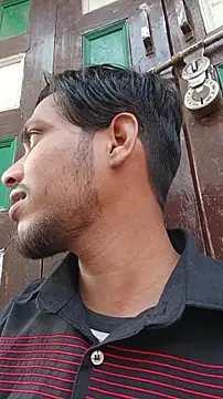 sageer097 online show from November 26, 2025, 9:43 am