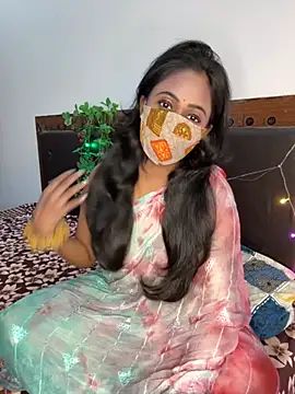 Snapshot of Desiqueen2 chatting on November 8, 2025, 5:34 pm Desiqueen2 online show from November 8, 2025, 5:34 pm