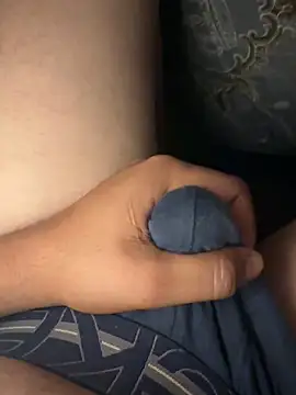 Snapshot of Qwert9012 chatting on November 9, 2025, 5:44 pm Qwert9012 online show from November 9, 2025, 5:44 pm