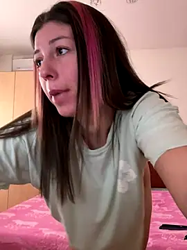 EdaQueen online show from December 22, 2025, 10:56 am