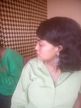 Snapshot of Freakingromance chatting on March 12, 2026, 5:46 am Freakingromance online show from March 12, 2026, 5:46 am