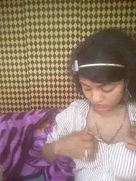 Snapshot of Freakingromance chatting on April 2, 2026, 4:43 am Freakingromance online show from April 2, 2026, 4:43 am