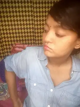 Snapshot of Freakingromance chatting on April 9, 2026, 6:24 pm Freakingromance online show from April 9, 2026, 6:24 pm