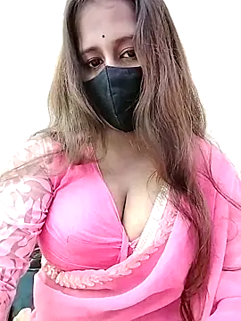 Snapshot of LoveLy-Soneya chatting on November 18, 2025, 6:23 pm LoveLy-Soneya online show from November 18, 2025, 6:23 pm