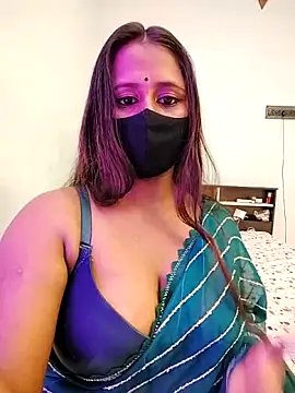 Snapshot of LoveLy-Soneya chatting on December 15, 2025, 3:16 pm LoveLy-Soneya online show from December 15, 2025, 3:16 pm