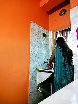 Snapshot of LoveLy-Soneya chatting on December 19, 2025, 1:23 am LoveLy-Soneya online show from December 19, 2025, 1:23 am