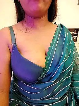 Snapshot of LoveLy-Soneya chatting on December 21, 2025, 2:35 pm LoveLy-Soneya online show from December 21, 2025, 2:35 pm