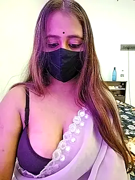 Snapshot of LoveLy-Soneya chatting on January 8, 2026, 6:05 am LoveLy-Soneya online show from January 8, 2026, 6:05 am