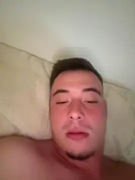 Snapshot of Carlostosssss chatting on November 5, 2025, 2:39 pm Carlostosssss online show from November 5, 2025, 2:39 pm