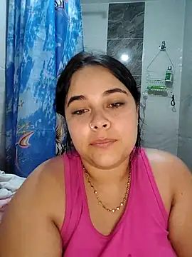 Snapshot of CameronJonnes chatting on February 17, 2026, 6:36 pm CameronJonnes online show from February 17, 2026, 6:36 pm