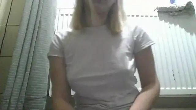 dirty sasha00 online show from April 18, 2026, 4:55 pm