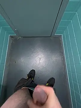 seulementme online show from March 19, 2026, 11:14 am