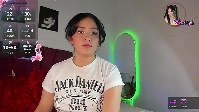 Snapshot of Scarlett_Jank chatting on June 26, 2026, 9:19 pm Scarlett Jank online show from June 26, 2026, 9:19 pm