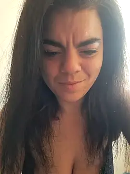 Snapshot of Cicumicus chatting on November 13, 2025, 11:42 am Cicumicus online show from November 13, 2025, 11:42 am