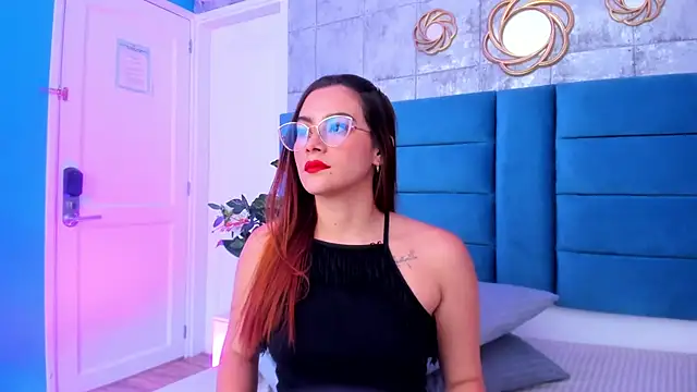 Snapshot of SaraAlvarezx chatting on February 26, 2026, 4:33 am SaraAlvarezx online show from February 26, 2026, 4:33 am