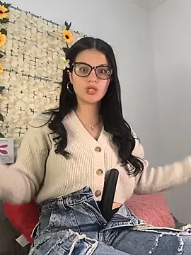Lorenaa1 online show from May 22, 2026, 8:58 pm