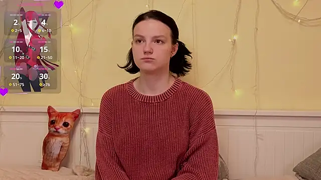 LatinaHuguenin online show from December 5, 2025, 7:06 am