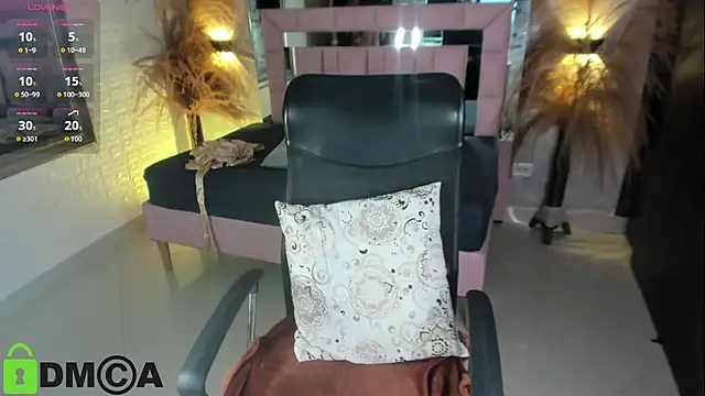 griselle rousse online show from November 11, 2025, 7:36 pm