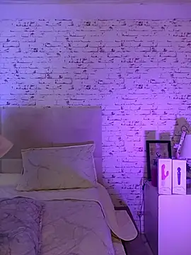 April Kay online show from January 8, 2026, 3:42 am