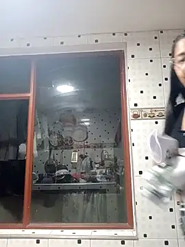 Snapshot of Luceroxxx7 chatting on November 9, 2025, 11:03 pm Luceroxxx7 online show from November 9, 2025, 11:03 pm