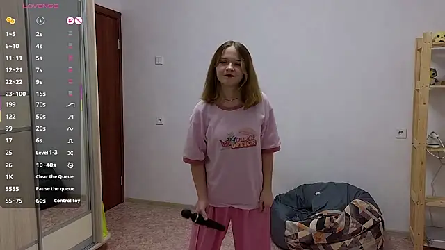 Snapshot of AlissaGerardo chatting on February 22, 2026, 5:11 pm AlissaGerardo online show from February 22, 2026, 5:11 pm