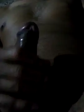 Alvaroz1992 online show from April 23, 2026, 3:19 am