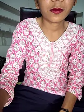 Isha kumari 69 online show from May 13, 2026, 5:32 pm