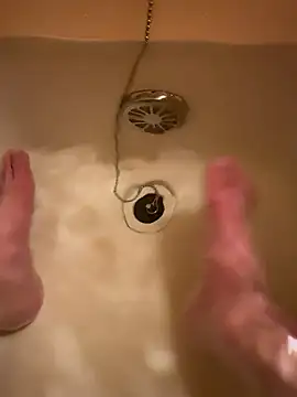 houkeiboy78 online show from April 14, 2026, 9:37 am