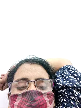 sanjana077 online show from March 22, 2026, 11:35 am