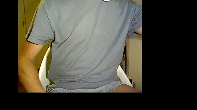 Taro070 online show from November 19, 2025, 2:06 pm