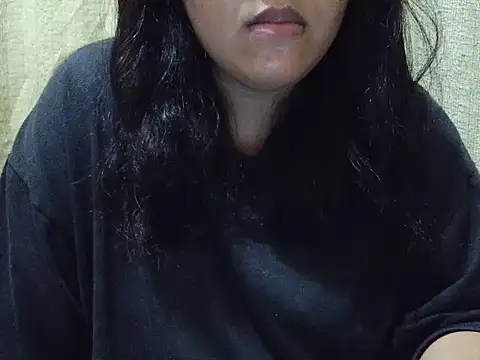 Snapshot of fluffy_raa chatting on November 22, 2025, 9:30 am fluffy raa online show from November 22, 2025, 9:30 am