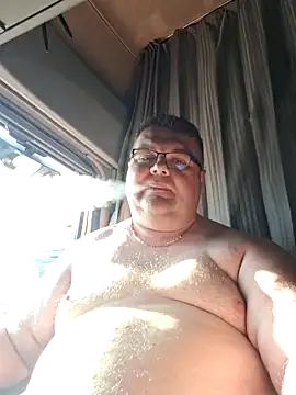 Snapshot of Grase44 chatting on April 25, 2026, 6:38 am Grase44 online show from April 25, 2026, 6:38 am